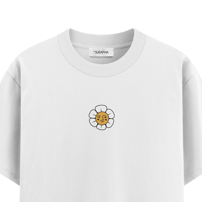 เสื้อโอเวอร์ไซส์ ลาย Sunflower สไตล์ธรรมชาติ | เสื้อยืดคอตตอนแท้